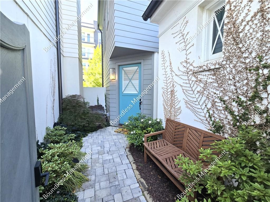 3 bedroom, 4 bathroom townhouse for rent at 28 Bass Street, Atlanta, GA 30315 for $2,900 a month — photo 2