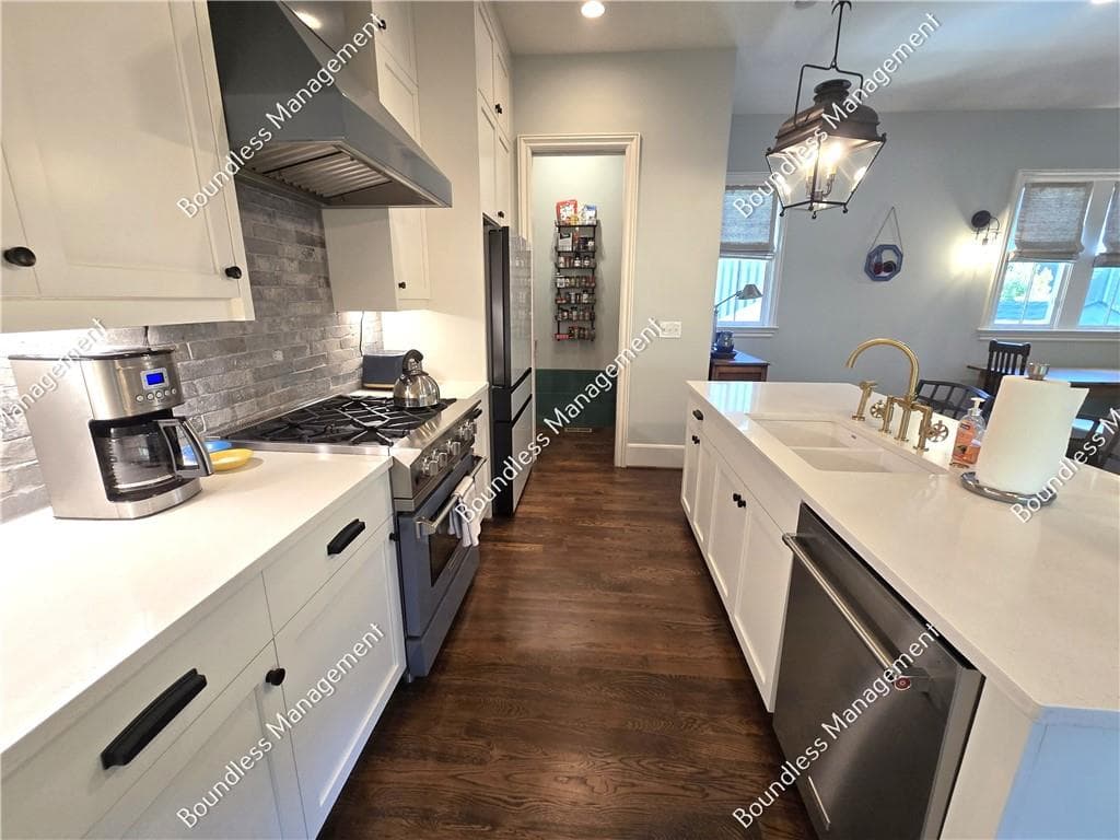 3 bedroom, 4 bathroom townhouse for rent at 28 Bass Street, Atlanta, GA 30315 for $2,900 a month — photo 6