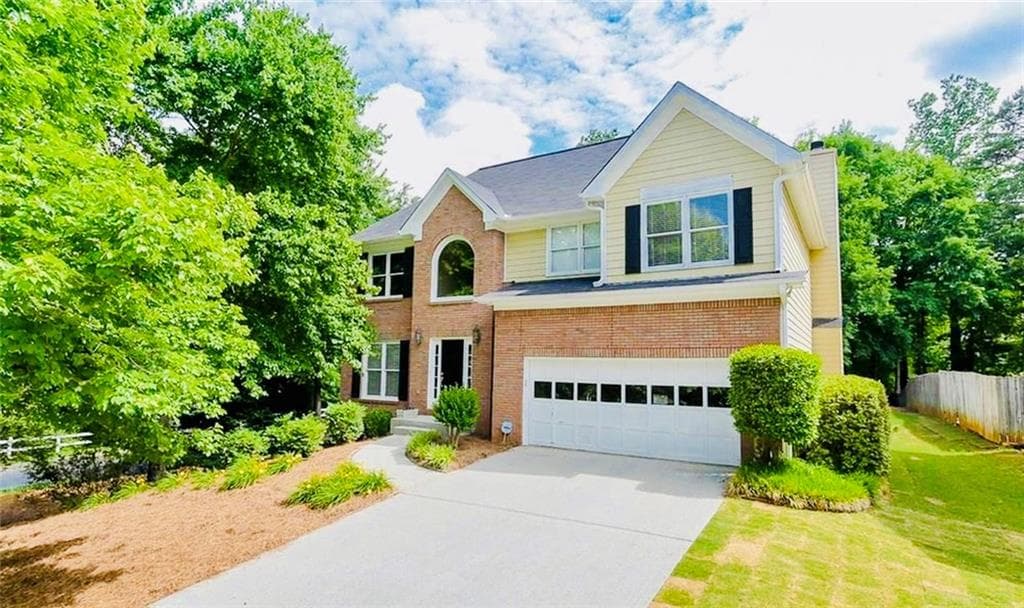 2025 Blackhawk Trail, Lawrenceville, GA 30043 — most recent listing photo