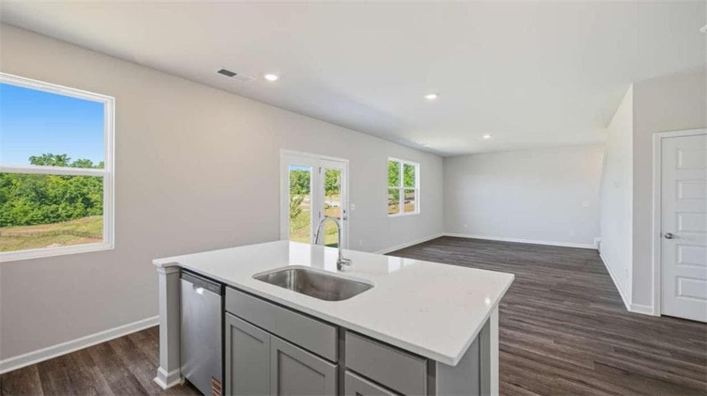 4 bedroom, 3 bathroom single family residence for sale at 800 Pelham Way, Locust Grove, GA 30248 — photo 9