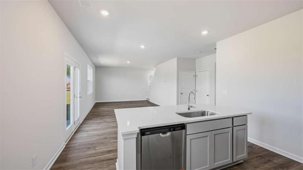 4 bedroom, 3 bathroom single family residence for sale at 800 Pelham Way, Locust Grove, GA 30248 — photo 10