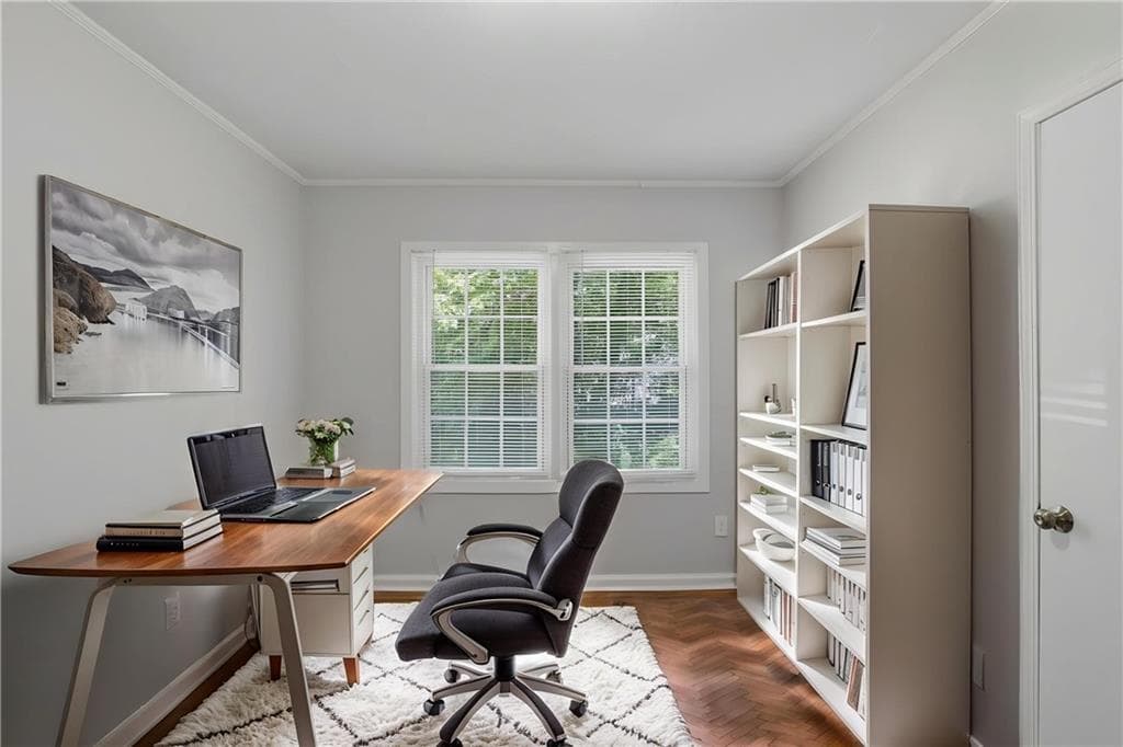 3 bedroom, 1 bathroom, 1,000 sq ft single family residence for sale at 2666 Blount Street, Atlanta, GA 30344 — photo 3