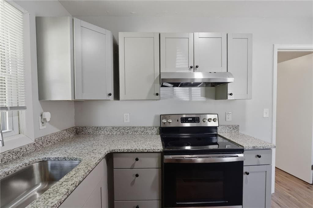 3 bedroom, 1 bathroom, 1,000 sq ft single family residence for sale at 2666 Blount Street, Atlanta, GA 30344 — photo 8