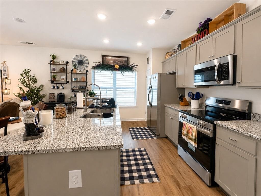 3 bedroom, 2 bathroom, 1,202 sq ft single family residence for sale at 53 Bennett Way, Rome, GA 30161 — photo 5