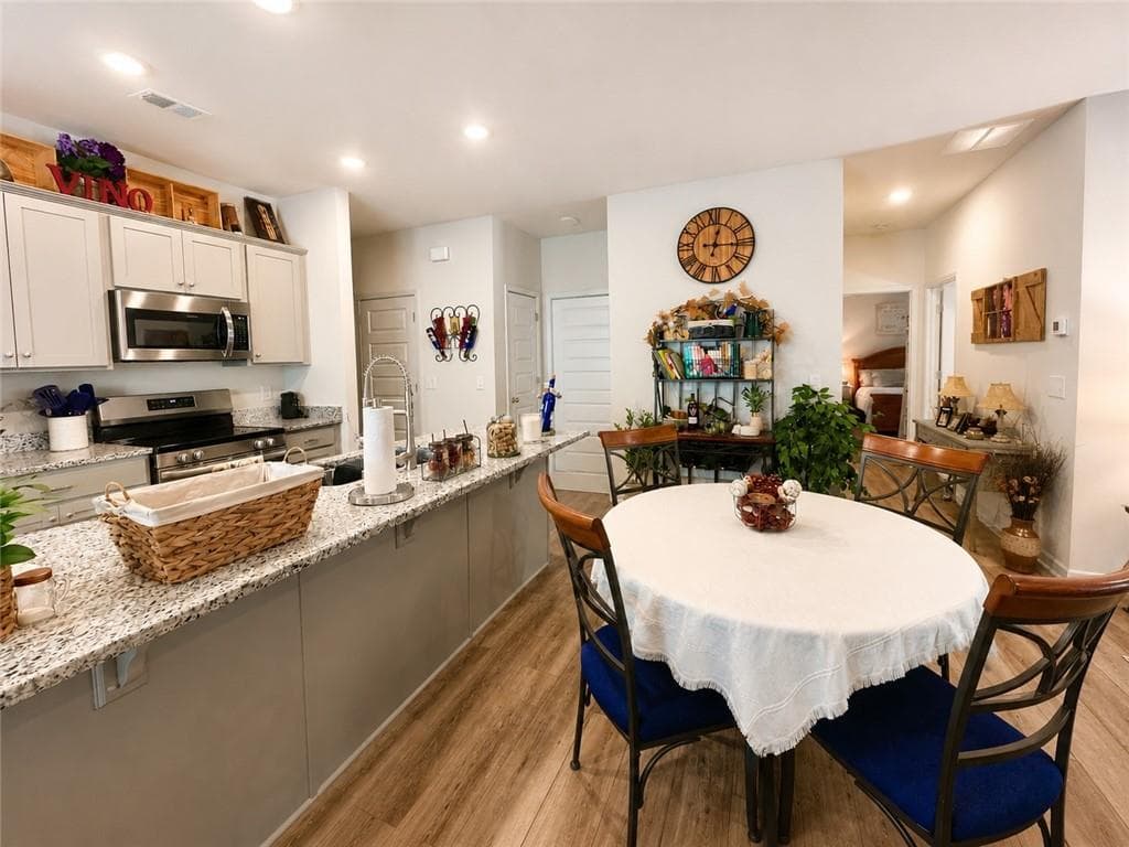 3 bedroom, 2 bathroom, 1,202 sq ft single family residence for sale at 53 Bennett Way, Rome, GA 30161 — photo 8