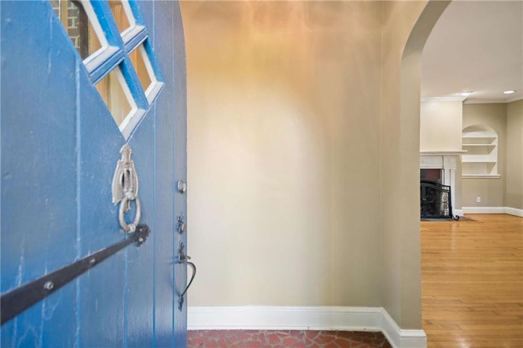 2 bedroom, 2 bathroom single family residence under contract at 1547 Johnson Road, Atlanta, GA 30306 — photo 5