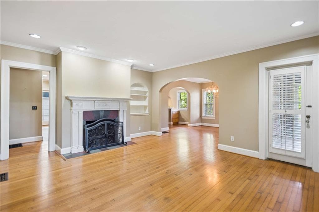 2 bedroom, 2 bathroom single family residence under contract at 1547 Johnson Road, Atlanta, GA 30306 — photo 10