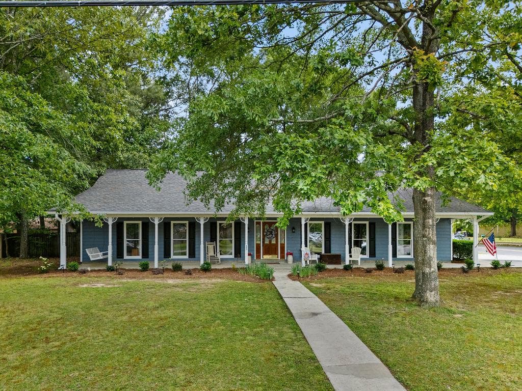 25 Sagewood Drive
