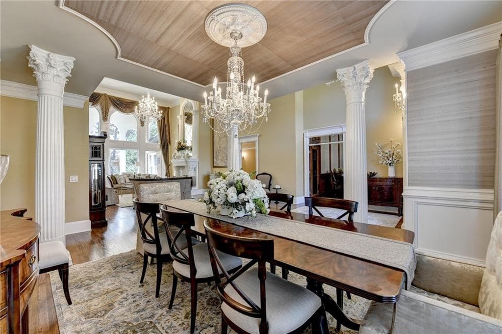 5 bedroom, 8 bathroom, 7,299 sq ft single family residence under contract at 6680 Sunbriar Drive, Cumming, GA 30040 — photo 10