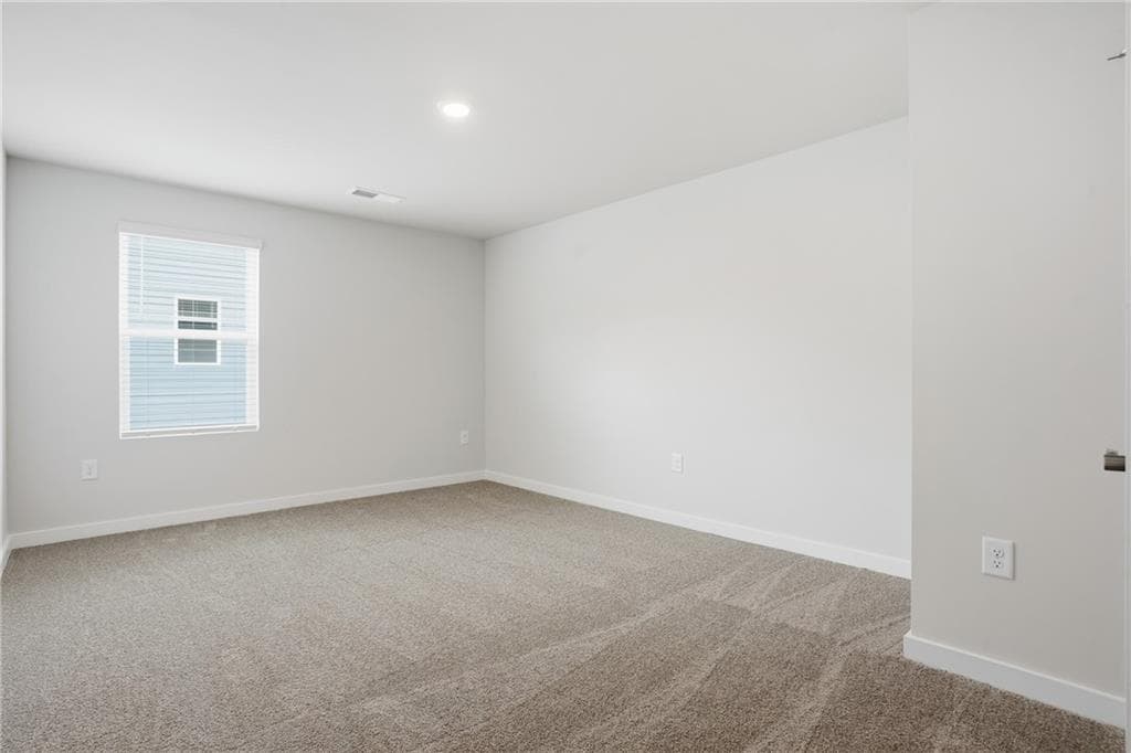 4 bedroom, 3 bathroom, 2,350 sq ft single family residence under contract at 331 Jarrett Street, Fairburn, GA 30213 — photo 2