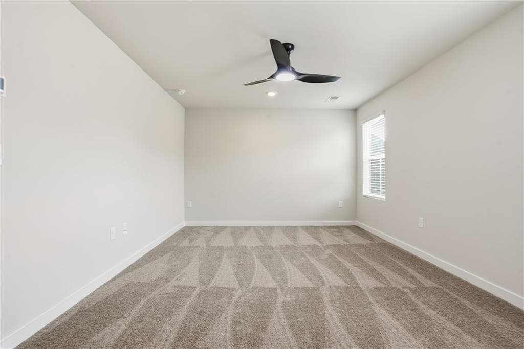 4 bedroom, 3 bathroom, 2,350 sq ft single family residence under contract at 331 Jarrett Street, Fairburn, GA 30213 — photo 10