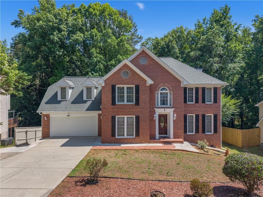 8 bedroom, 4 bathroom, 2,875 sq ft single family residence sold at 1505 Twin Bridge Lane, Lawrenceville, GA 30043