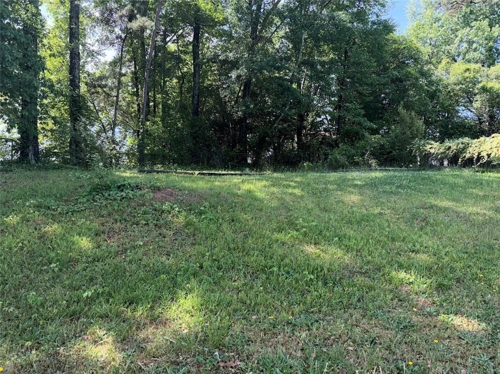 3 bedroom, 2 bathroom, 1,682 sq ft single family residence for sale at 6339 Phillips Creek Drive, Lithonia, GA 30058 — photo 10