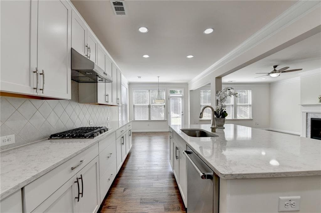 5 bedroom, 4 bathroom, 3,302 sq ft single family residence under contract at 199 Marlow Drive, Woodstock, GA 30188 — photo 9