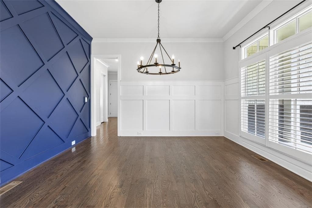 6 bedroom, 7 bathroom, 6,350 sq ft single family residence for sale at 3528 N Bogan Road, Buford, GA 30519 — photo 5