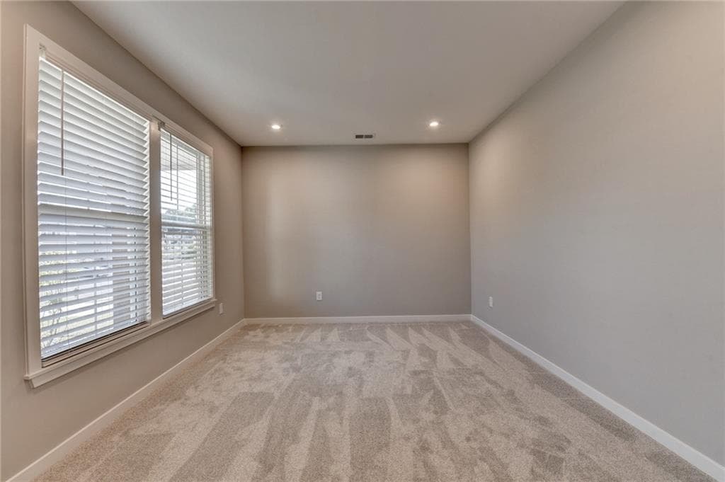 3 bedroom, 3 bathroom, 2,488 sq ft single family residence for sale at 68 Catalpa Grove, Braselton, GA 30517 — photo 7