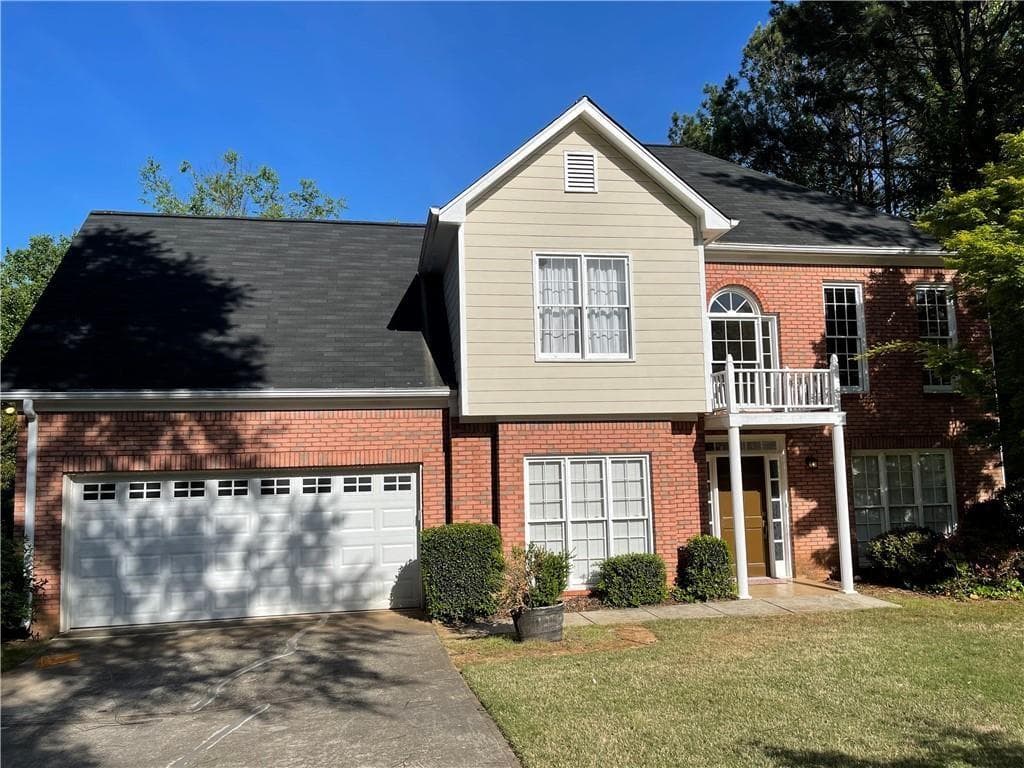4 bedroom, 4 bathroom, 2,234 sq ft single family residence for rent at 10730 Pinewalk Forest Circle, Alpharetta, GA 30022 for $3,000 a month — photo 2