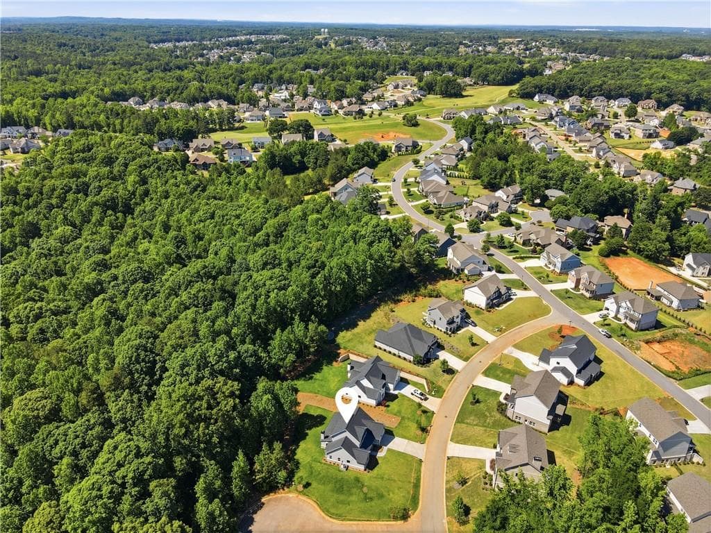 4 bedroom, 4 bathroom, 2,941 sq ft single family residence under contract at 5840 Woodland Park Court, Jefferson, GA 30549 — photo 3