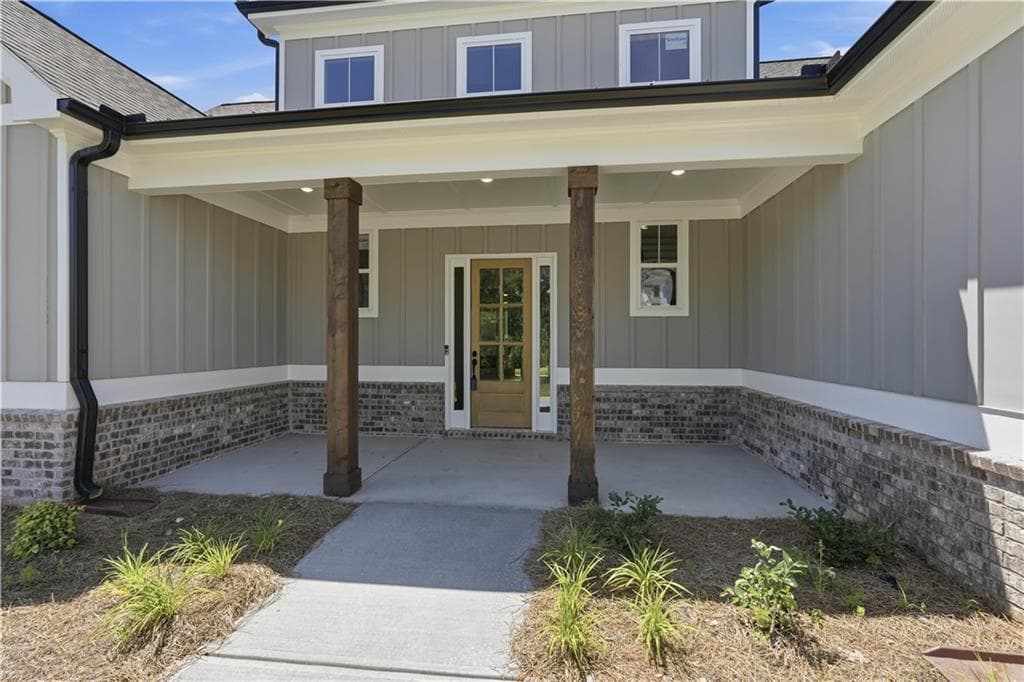 4 bedroom, 4 bathroom, 2,941 sq ft single family residence under contract at 5840 Woodland Park Court, Jefferson, GA 30549 — photo 10