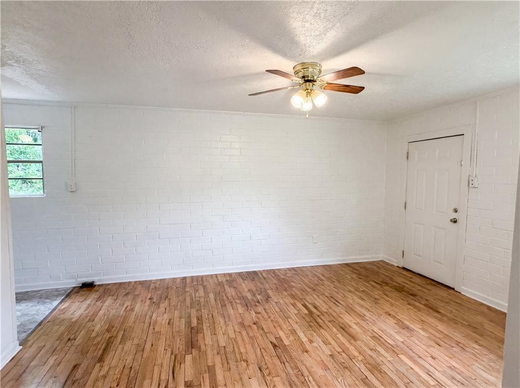 3 bedroom, 1 bathroom, 750 sq ft single family residence under contract at 243 Glenn Street, Jackson, GA 30233 — photo 6