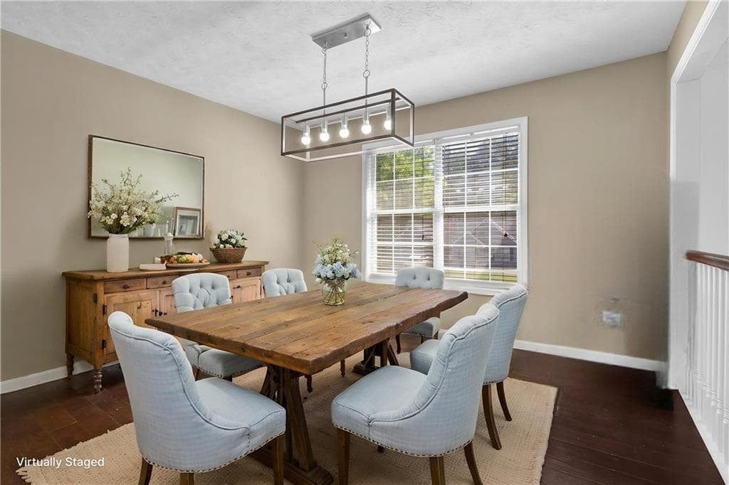 5 bedroom, 3 bathroom, 2,247 sq ft single family residence under contract at 5870 Tallant Drive, Sugar Hill, GA 30518 — photo 9