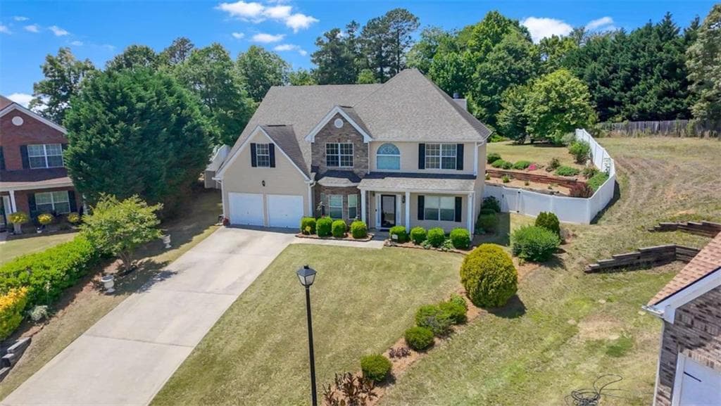 5 bedroom, 3 bathroom, 3,547 sq ft single family residence for sale at 2393 Watson Fain Trail, Loganville, GA 30052 — photo 3