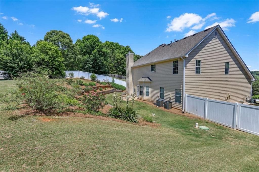 5 bedroom, 3 bathroom, 3,547 sq ft single family residence for sale at 2393 Watson Fain Trail, Loganville, GA 30052 — photo 8