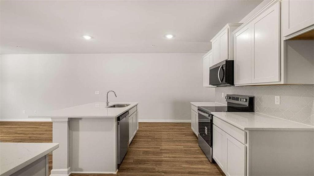 3 bedroom, 3 bathroom townhouse for sale at 228 Sound Circle, Stockbridge, GA 30281 — photo 7