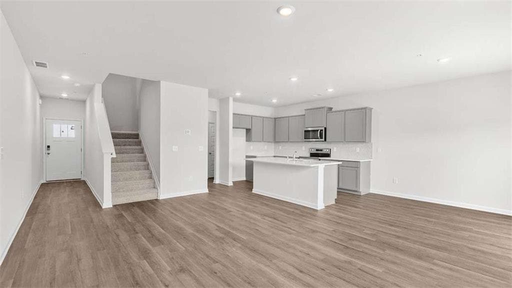 3 bedroom, 3 bathroom townhouse for sale at 232 Sound Circle, Stockbridge, GA 30281 — photo 6
