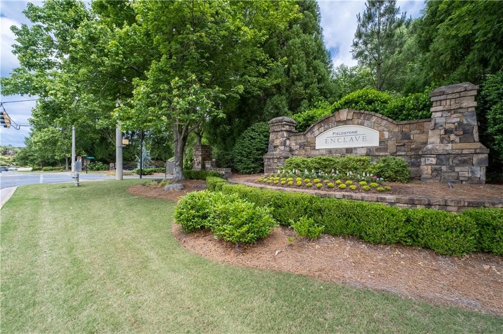 6 bedroom, 5 bathroom, 4,488 sq ft single family residence for sale at 4385 Colchester Creek Drive, Cumming, GA 30040 — photo 2