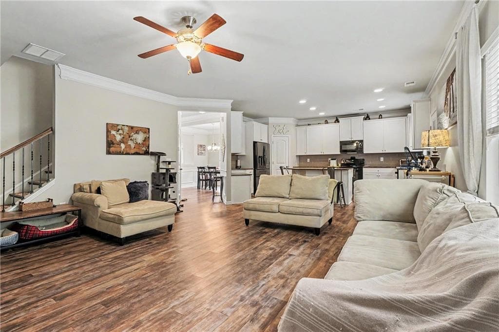 4 bedroom, 3 bathroom, 2,254 sq ft single family residence for sale at 585 Country Ridge Drive, Hoschton, GA 30548 — photo 7