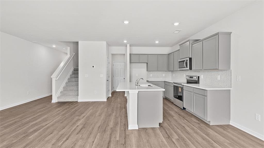 3 bedroom, 3 bathroom townhouse for sale at 242 Sound Circle, Stockbridge, GA 30281 — photo 10