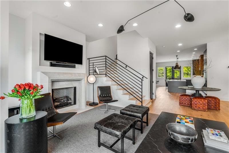 3 bedroom, 5 bathroom, 2,561 sq ft townhouse for rent at 661 Auburn Avenue 16, Atlanta, GA 30312 for $7,500 a month — photo 10