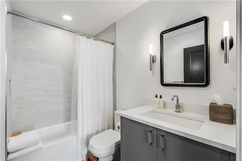 3 bedroom, 5 bathroom, 2,561 sq ft townhouse for rent at 661 Auburn Avenue 16, Atlanta, GA 30312 for $7,500 a month — photo 8