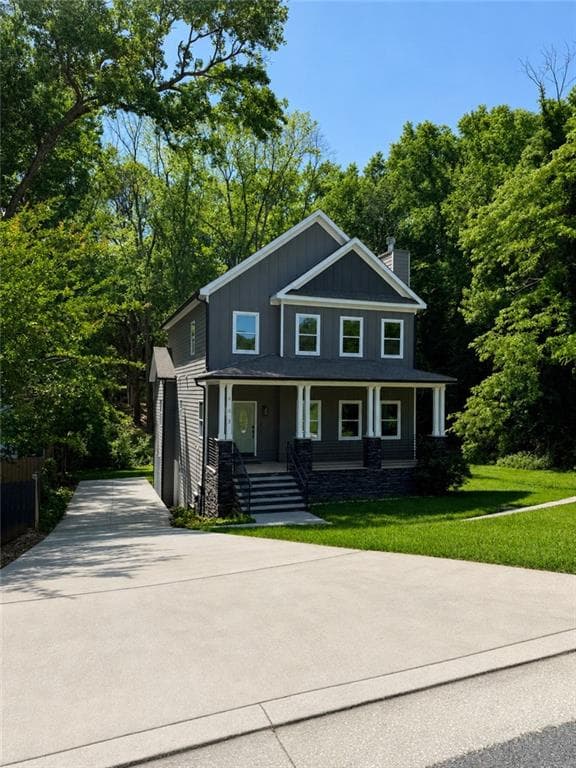 4 bedroom, 3 bathroom, 2,309 sq ft single family residence under contract at 403 Clifton Street, Atlanta, GA 30316 — photo 2