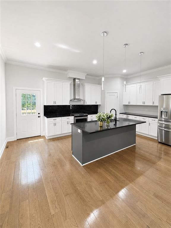 4 bedroom, 3 bathroom, 2,309 sq ft single family residence under contract at 403 Clifton Street, Atlanta, GA 30316 — photo 5