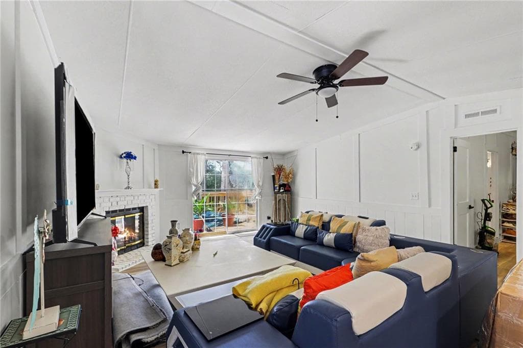 3 bedroom, 2 bathroom, 1,680 sq ft single family residence for sale at 111 Westbrook Road, Bremen, GA 30110 — photo 4