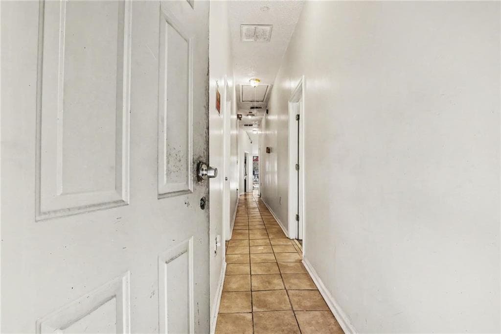 4 bedroom, 4 bathroom, 948 sq ft single family residence for sale at 60 Ormond Street, Atlanta, GA 30315 — photo 5