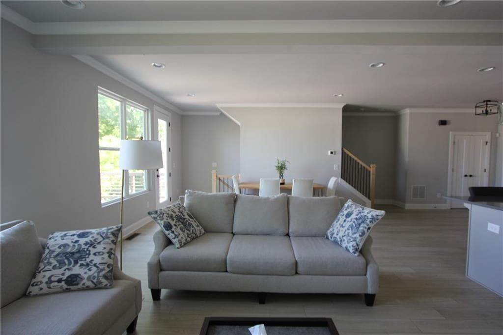 3 bedroom, 3 bathroom single family residence for rent at 1740 Bolton Road, Atlanta, GA 30318 for $2,900 a month — photo 7