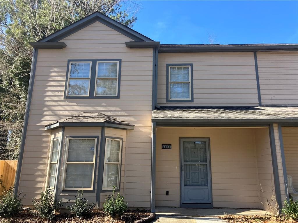3 bedroom, 3 bathroom, 1,496 sq ft townhouse for rent at 2898 Lakemont Drive, Marietta, GA 30060 for $1,600 a month — photo 1 of 25