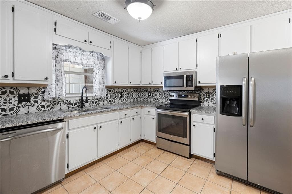 3 bedroom, 3 bathroom, 1,496 sq ft townhouse for rent at 2898 Lakemont Drive, Marietta, GA 30060 for $1,600 a month — photo 6