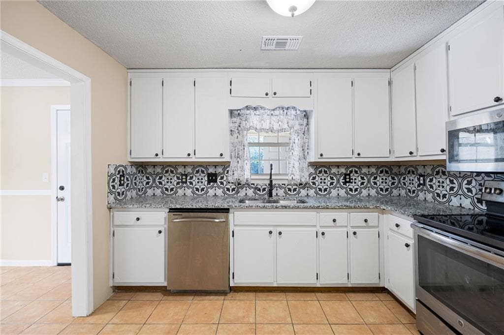 3 bedroom, 3 bathroom, 1,496 sq ft townhouse for rent at 2898 Lakemont Drive, Marietta, GA 30060 for $1,600 a month — photo 7