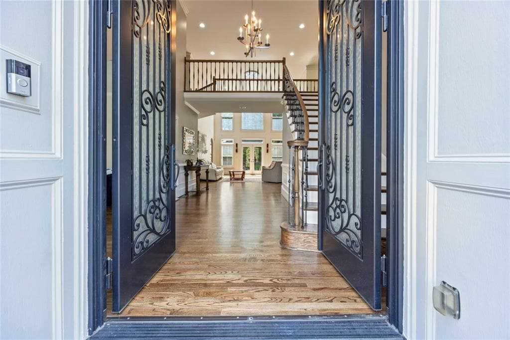 5 bedroom, 6 bathroom, 6,299 sq ft single family residence for sale at 2306 Garden Park Drive, Smyrna, GA 30080 — photo 7