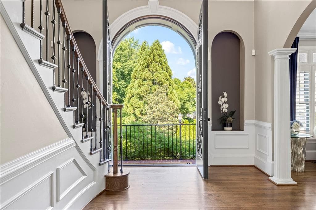 5 bedroom, 6 bathroom, 6,299 sq ft single family residence for sale at 2306 Garden Park Drive, Smyrna, GA 30080 — photo 9