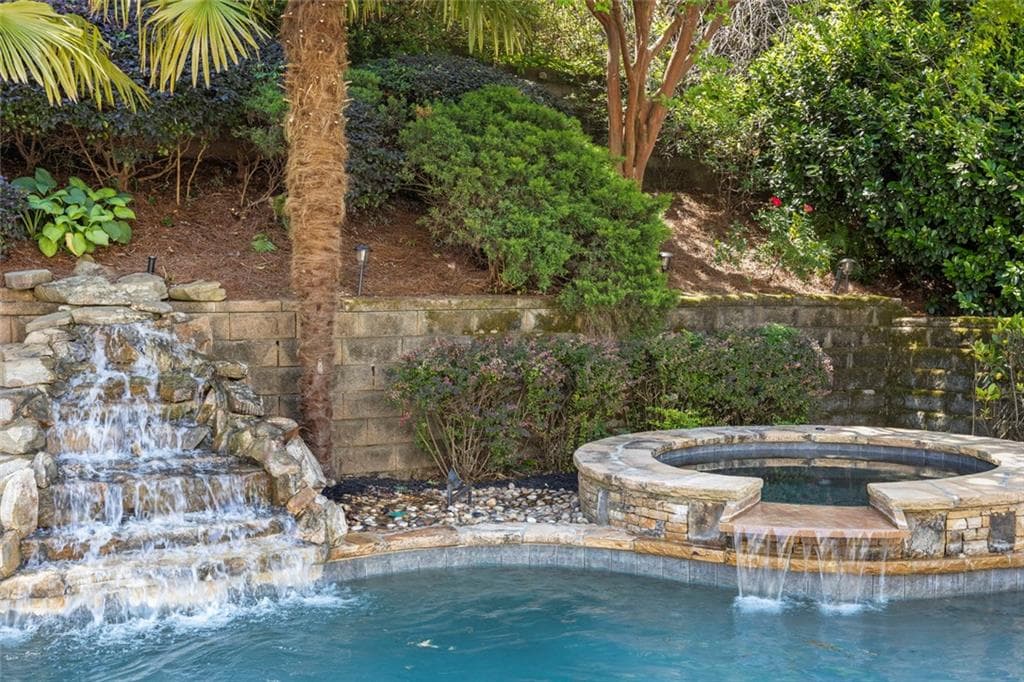 5 bedroom, 6 bathroom, 6,299 sq ft single family residence for sale at 2306 Garden Park Drive, Smyrna, GA 30080 — photo 5