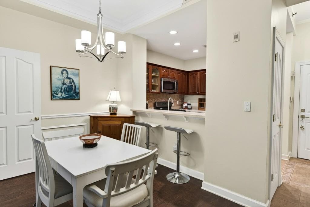 2 bedroom, 1 bathroom, 1,100 sq ft condominium for sale at 850 Piedmont Avenue 2306, Atlanta, GA 30308 — photo 10