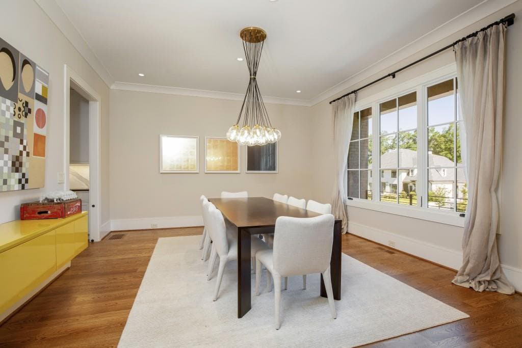 6 bedroom, 7 bathroom, 8,842 sq ft single family residence for sale at 840 Kenry Court, Atlanta, GA 30342 — photo 5