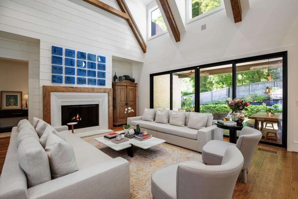 6 bedroom, 7 bathroom, 8,842 sq ft single family residence for sale at 840 Kenry Court, Atlanta, GA 30342 — photo 9