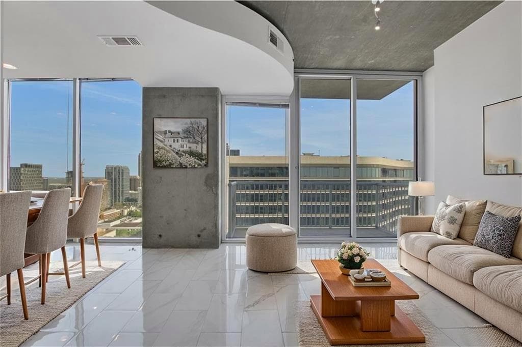 1 bedroom, 1 bathroom, 748 sq ft condominium for sale at 855 Peachtree Street 2812, Atlanta, GA 30308 — photo 3
