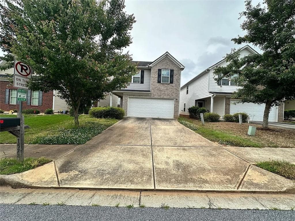 3 bedroom, 3 bathroom, 1,709 sq ft single family residence for rent at 1578 Onalee Drive, Hampton, GA 30228 for $1,695 a month — photo 2